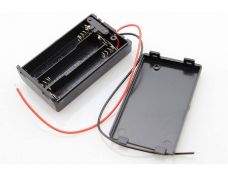 3 x 1.5V AAA Battery Holder With Cover And On/Off Switch