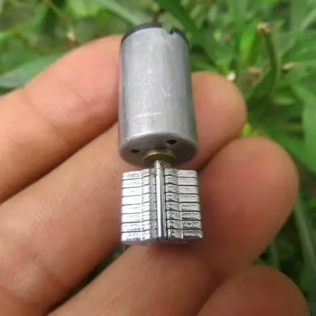 1220 MINI Cylindrical Vibration Motor 3-6V with Metal Eccentric Weight (12*20mm)