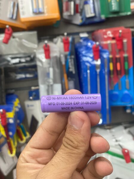 AA Battery Rechargeable NI-MH 1.2V 1800mAh