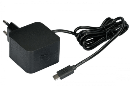 مزود طاقة Raspberry Pi 5 الأصلي USB-C بقدرة 27W – ‏5.1V 5A – فيشة EU Type C – أسود
