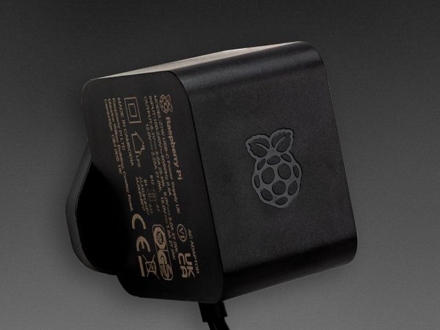 Raspberry Pi 27W USB-C Power Supply Black UK Type G