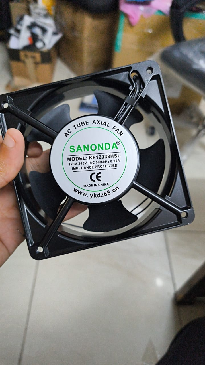SANONDA KF12038HSL 220-240V AC Axial Fan 120x120x38mm 0.22A 2P 1 مروحة SANONDA KF12038HSL محورية 220-240 فولت AC مع ظهور ملصق المواصفات